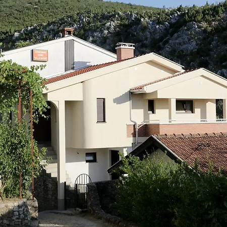 San Hostel